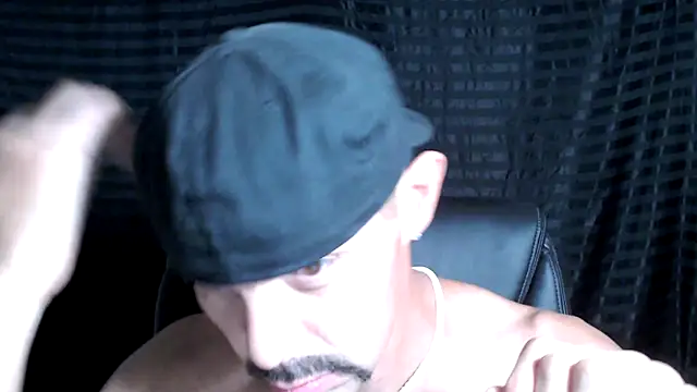 Snapshot of ThickD2C chatting on March 13, 2025, 6:34 pm ThickD2C online show from March 13, 2025, 6:34 pm