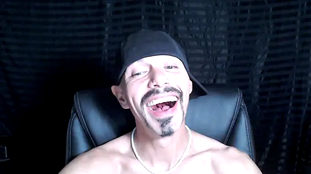 Snapshot of ThickD2C chatting on January 25, 2025, 2:58 am ThickD2C online show from January 25, 2025, 2:58 am