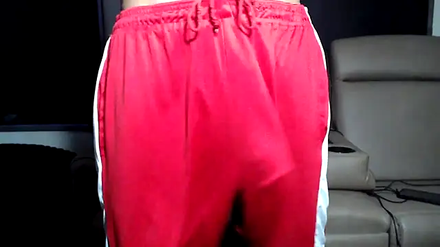 Snapshot of ThickD2C chatting on February 9, 2026, 9:13 pm ThickD2C online show from February 9, 2026, 9:13 pm