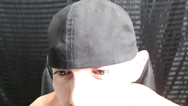Snapshot of ThickD2C chatting on December 18, 2024, 10:02 pm ThickD2C online show from December 18, 2024, 10:02 pm