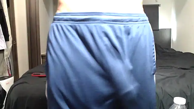 Snapshot of ThickD2C chatting on October 20, 2025, 5:13 pm ThickD2C online show from October 20, 2025, 5:13 pm