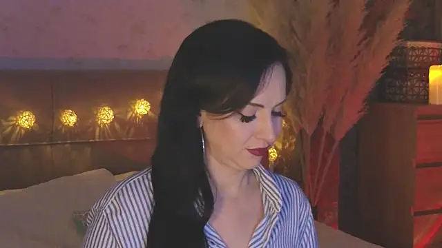 lily conor online show from December 13, 2024, 5:00 pm