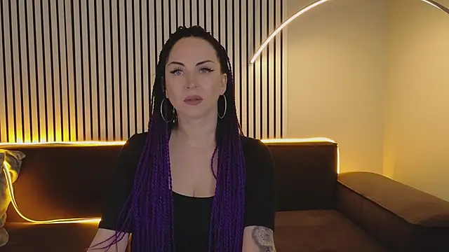 lily conor online show from March 19, 2025, 5:52 am