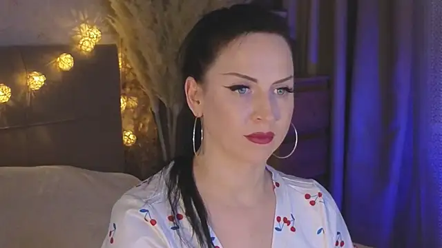 lily conor online show from December 14, 2024, 3:25 pm