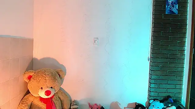 Snapshot of Im_sarah chatting on March 29, 2026, 5:31 am Im sarah online show from March 29, 2026, 5:31 am