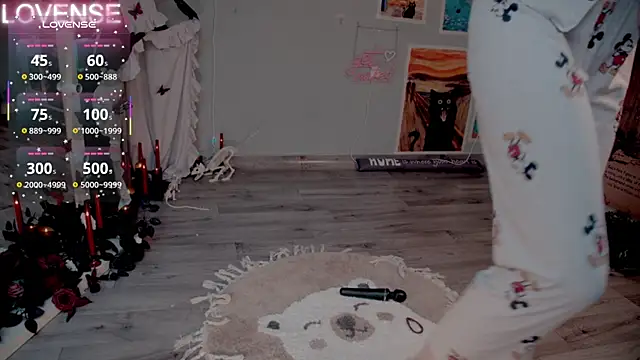 Snapshot of Careful_i_bite chatting on November 1, 2025, 6:08 am Careful i bite online show from November 1, 2025, 6:08 am