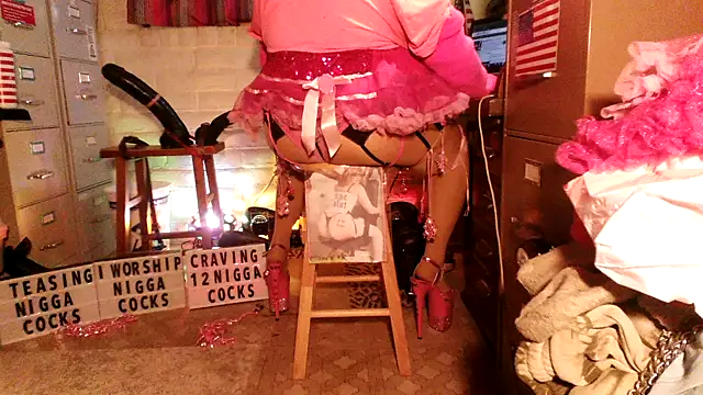 Snapshot of tgirljillforbbc chatting on April 15, 2026, 7:58 pm tgirljillforbbc online show from April 15, 2026, 7:58 pm