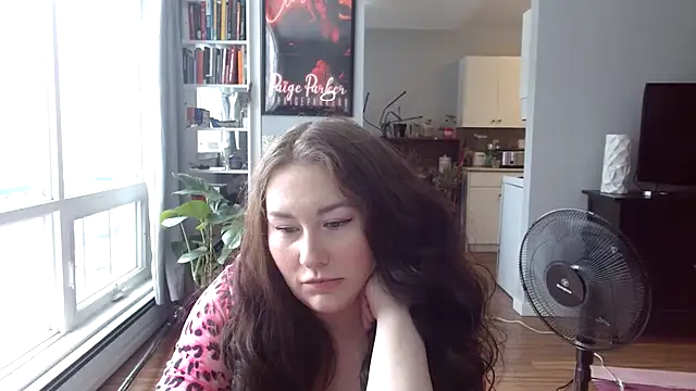 PaigeParker online show from February 14, 2025, 8:26 pm