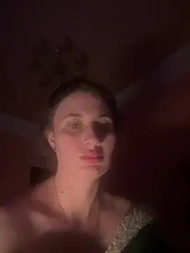 Flossy Vettie online show from March 5, 2026, 11:43 pm