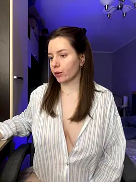 Snapshot of NastyushaaLove chatting on October 16, 2025, 6:27 pm NastyushaaLove online show from October 16, 2025, 6:27 pm