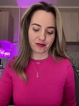 Snapshot of NastyushaaLove chatting on March 12, 2025, 10:28 pm NastyushaaLove online show from March 12, 2025, 10:28 pm