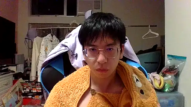 Snapshot of charlie_xdd chatting on March 9, 2025, 11:25 am charlie xdd online show from March 9, 2025, 11:25 am