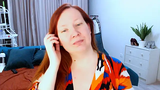 GoddessLara online show from October 14, 2025, 12:06 pm