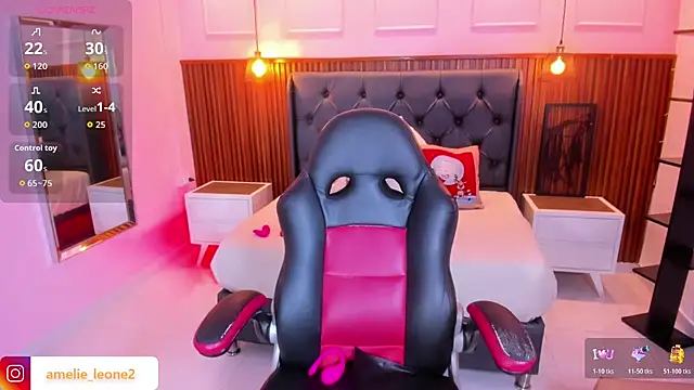 Snapshot of AMELIELEONE chatting on November 21, 2025, 12:59 pm AMELIELEONE online show from November 21, 2025, 12:59 pm