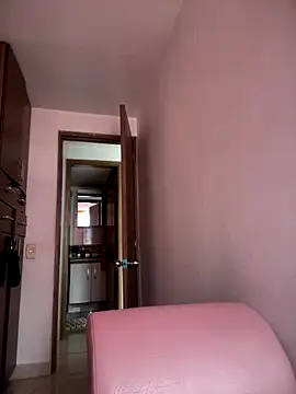 DulceLenns online show from October 11, 2025, 6:20 pm