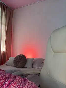 Snapshot of MeganDupont chatting on September 14, 2025, 12:38 pm MeganDupont online show from September 14, 2025, 12:38 pm