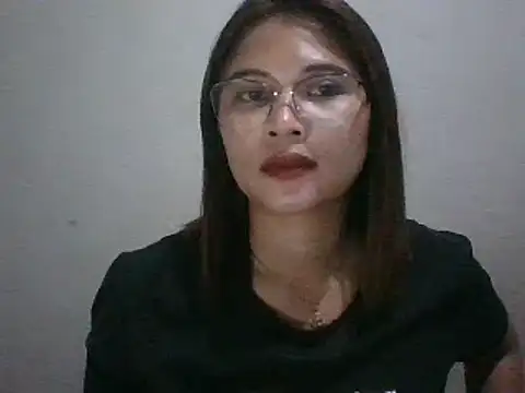 wildsexypinay33x online show from February 24, 2025, 2:40 am