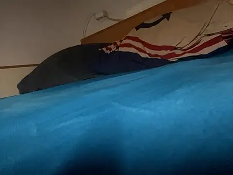 translove online show from October 22, 2025, 3:17 am