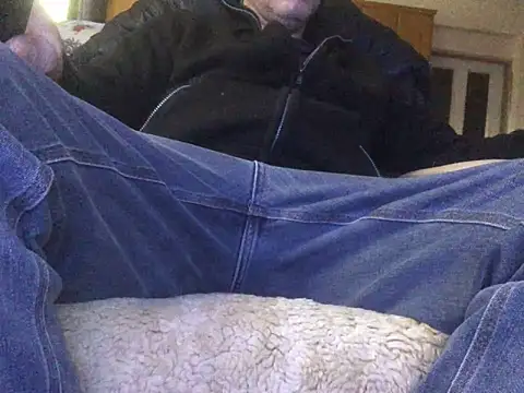 translove online show from February 12, 2025, 8:38 am