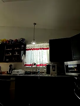 Snapshot of ScarletCallings420 chatting on March 30, 2026, 12:34 am ScarletCallings420 online show from March 30, 2026, 12:34 am