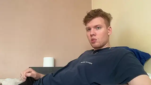 sexybooii6968 online show from October 28, 2025, 12:59 pm