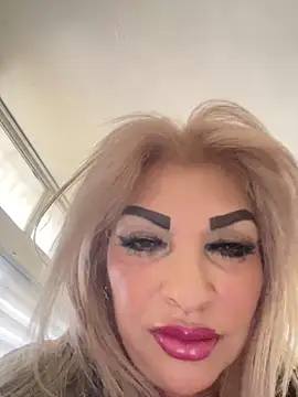 scarlett sexx69 online show from September 13, 2025, 6:41 pm