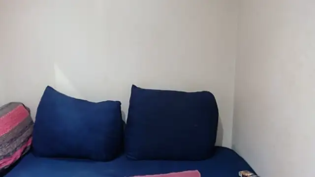 xGIANTEBONY30x online show from December 2, 2025, 2:23 am