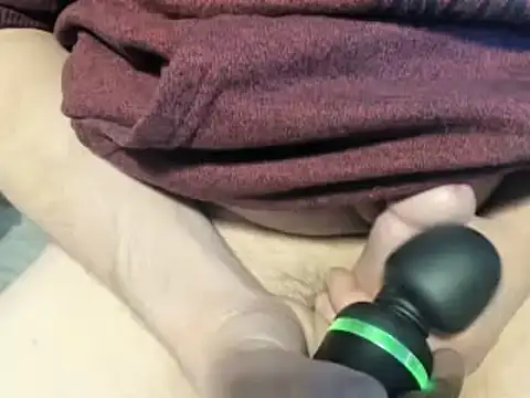 Snapshot of drm4ple3 chatting on October 25, 2025, 10:54 pm drm4ple3 online show from October 25, 2025, 10:54 pm