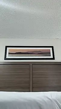 Snapshot of BossChick1625 chatting on October 28, 2025, 9:58 pm BossChick1625 online show from October 28, 2025, 9:58 pm