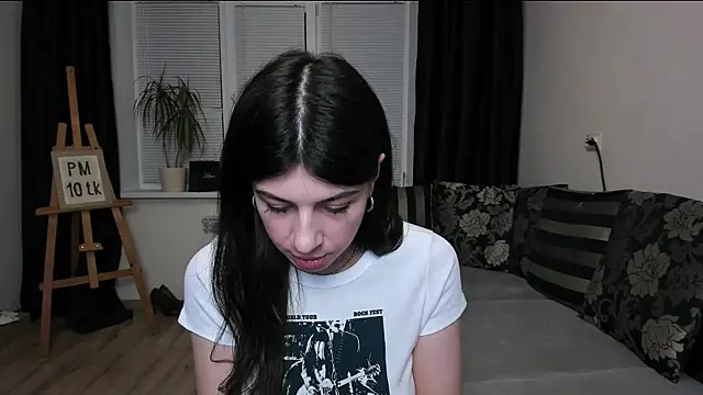 MolagAnna online show from March 31, 2026, 6:10 pm