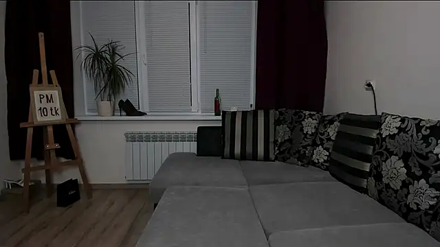 MolagAnna online show from December 17, 2025, 8:47 pm