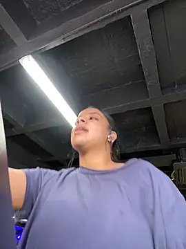 Snapshot of trianawhite chatting on January 31, 2025, 9:59 pm trianawhite online show from January 31, 2025, 9:59 pm