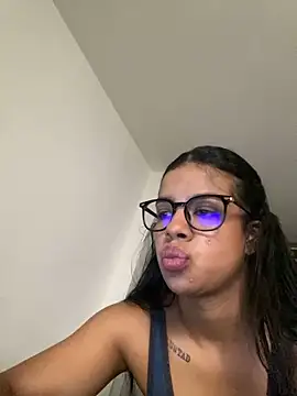 trianawhite online show from March 4, 2026, 3:31 pm