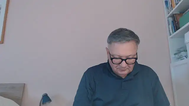 YOU6me online show from May 11, 2026, 4:04 pm