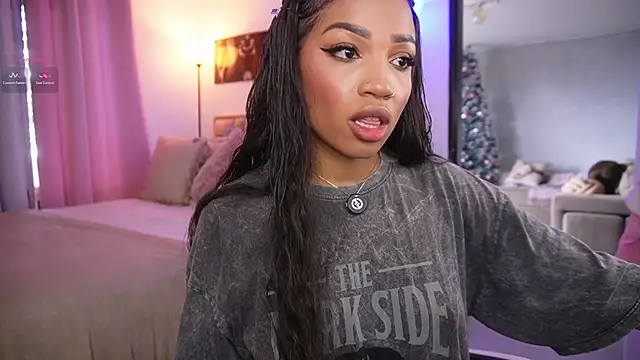 eimi space online show from November 10, 2025, 6:02 pm