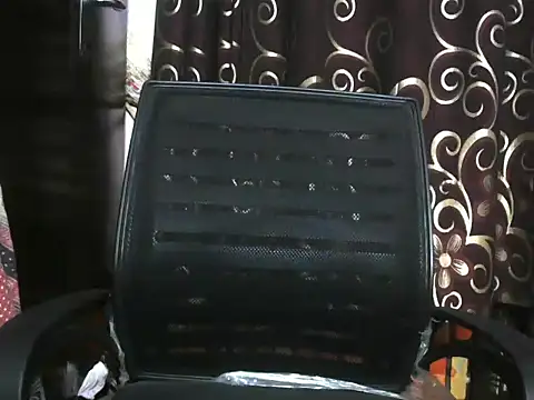 Snapshot of Bold-Radhika chatting on May 11, 2026, 10:27 am Bold-Radhika online show from May 11, 2026, 10:27 am