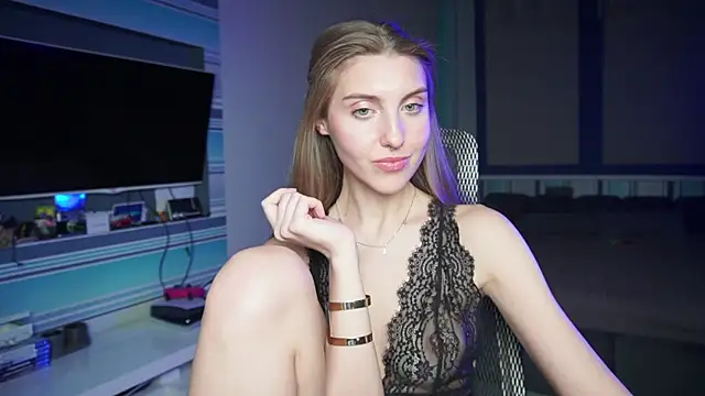 CassiaBlade1 online show from October 1, 2025, 4:11 pm