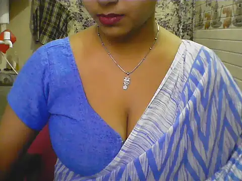 LovingPihu online show from May 27, 2026, 6:10 am