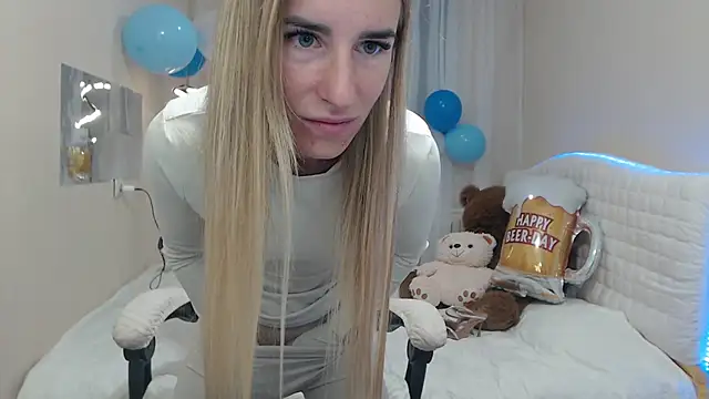 Snapshot of DeboraHorny chatting on September 18, 2025, 6:05 am DeboraHorny online show from September 18, 2025, 6:05 am