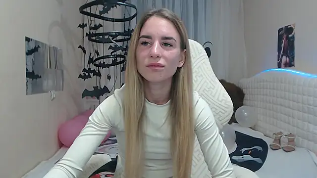 Snapshot of DeboraHorny chatting on October 17, 2025, 6:06 am DeboraHorny online show from October 17, 2025, 6:06 am