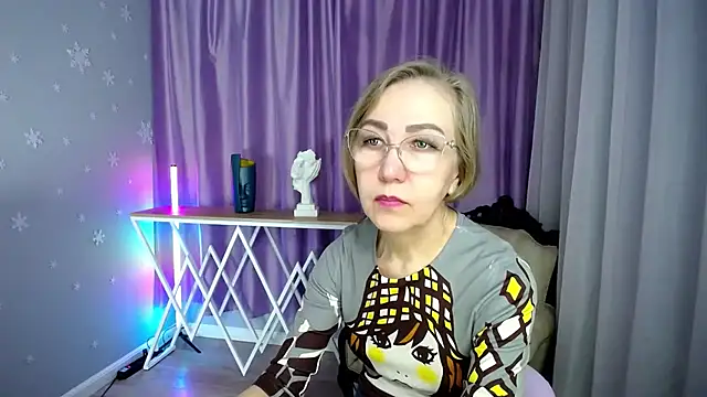 Snapshot of queen_a_n_i chatting on October 29, 2025, 8:57 am queen a n i online show from October 29, 2025, 8:57 am