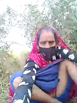 Mohni Das online show from November 28, 2025, 10:37 am