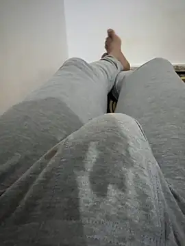 HHHHHxxn online show from March 31, 2026, 11:18 pm