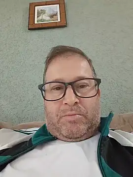 Snapshot of tavio1 chatting on May 30, 2026, 8:03 pm tavio1 online show from May 30, 2026, 8:03 pm