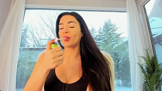 Snapshot of Naila18 chatting on January 12, 2026, 6:31 am Naila18 online show from January 12, 2026, 6:31 am