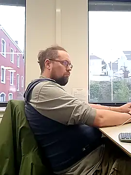 Snapshot of Tj1sen chatting on January 21, 2025, 12:29 pm Tj1sen online show from January 21, 2025, 12:29 pm