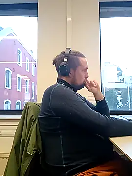 Snapshot of Tj1sen chatting on January 10, 2025, 9:23 am Tj1sen online show from January 10, 2025, 9:23 am