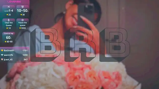 Snapshot of Mia_Tin chatting on March 17, 2025, 7:02 am Mia Tin online show from March 17, 2025, 7:02 am