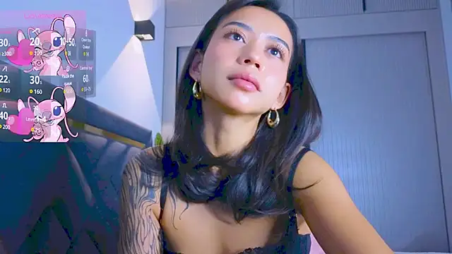 Snapshot of Mia_Tin chatting on October 14, 2025, 2:07 pm Mia Tin online show from October 14, 2025, 2:07 pm