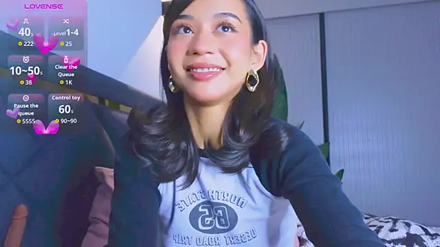 Snapshot of Mia_Tin chatting on October 23, 2025, 4:05 pm Mia Tin online show from October 23, 2025, 4:05 pm